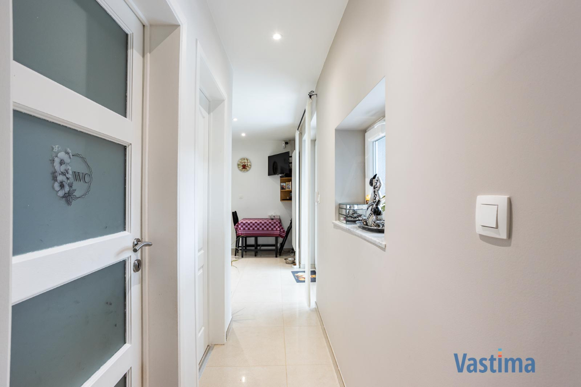 Immo Vastima - Huis Te koop Affligem - Instapklare, energiezuinige familiewoning met 4 slaapkamers, tuin en garage