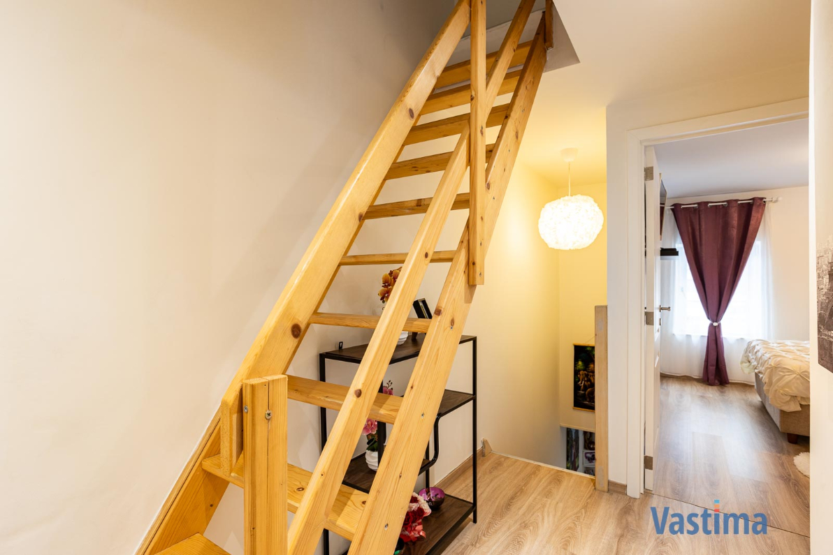 Immo Vastima - Huis Te koop Affligem - Instapklare, energiezuinige familiewoning met 4 slaapkamers, tuin en garage