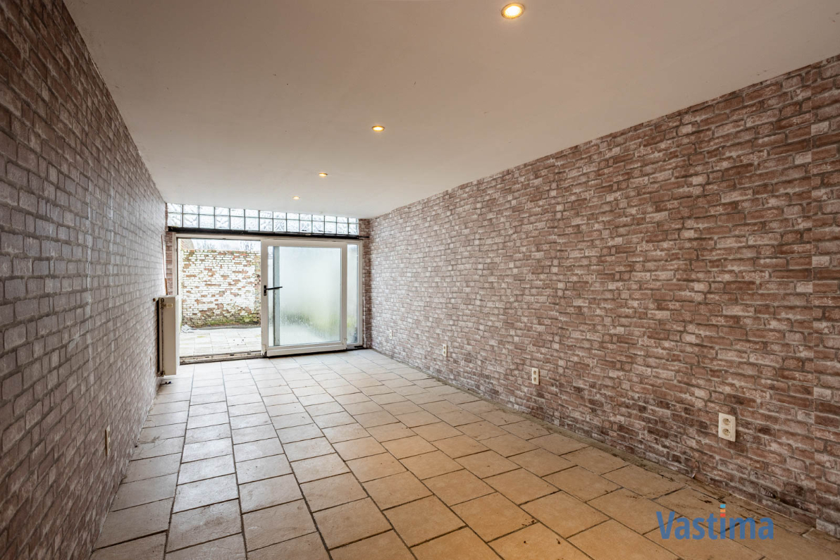 Immo Vastima - Huis Te koop Erembodegem - Op te frissen woning met potentieel in Erembodegem