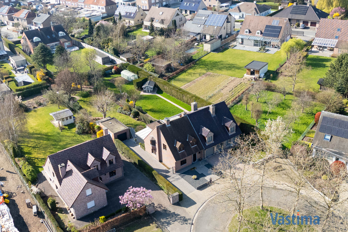 Immo Vastima - Huis Te koop Aalst - Instapklare gezinswoning met zonnige tuin, garage en topligging nabij centrum Aalst