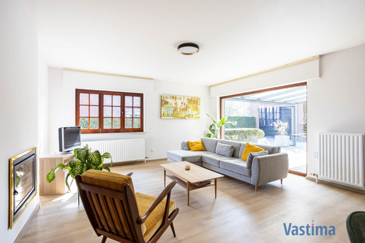 Immo Vastima - Huis Te koop Aalst - Instapklare gezinswoning met zonnige tuin, garage en topligging nabij centrum Aalst