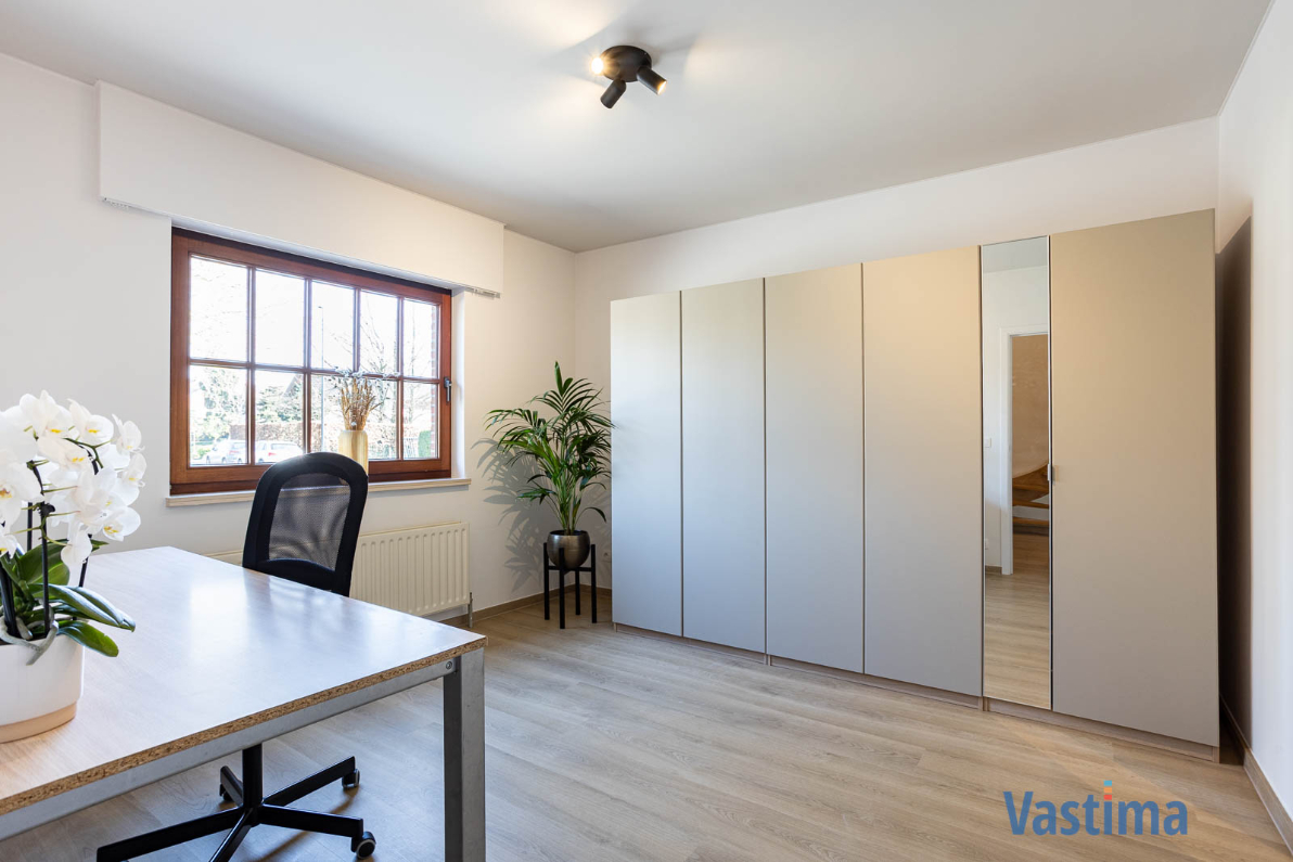 Immo Vastima - Huis Te koop Aalst - Instapklare gezinswoning met zonnige tuin, garage en topligging nabij centrum Aalst