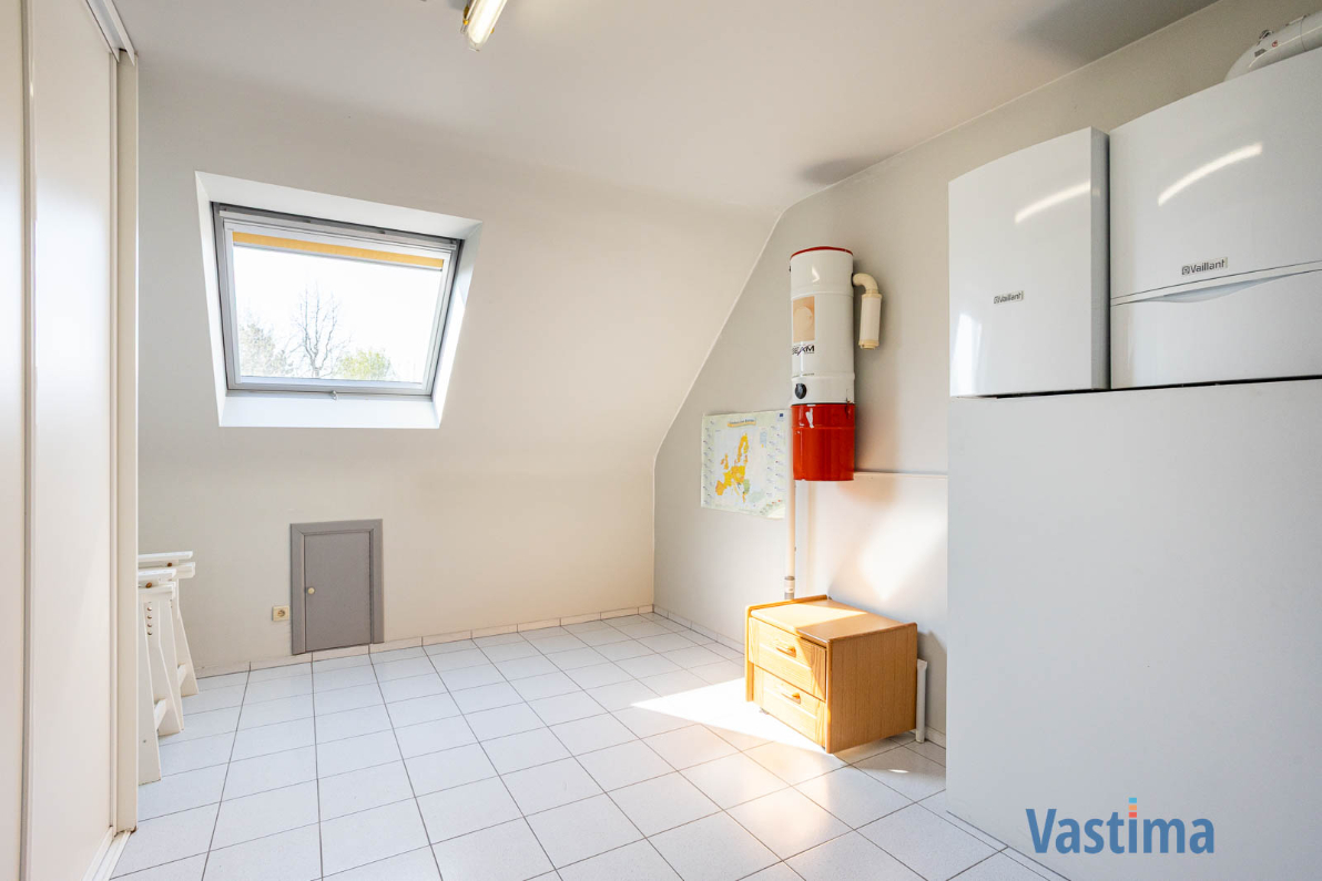 Immo Vastima - Huis Te koop Aalst - Instapklare gezinswoning met zonnige tuin, garage en topligging nabij centrum Aalst