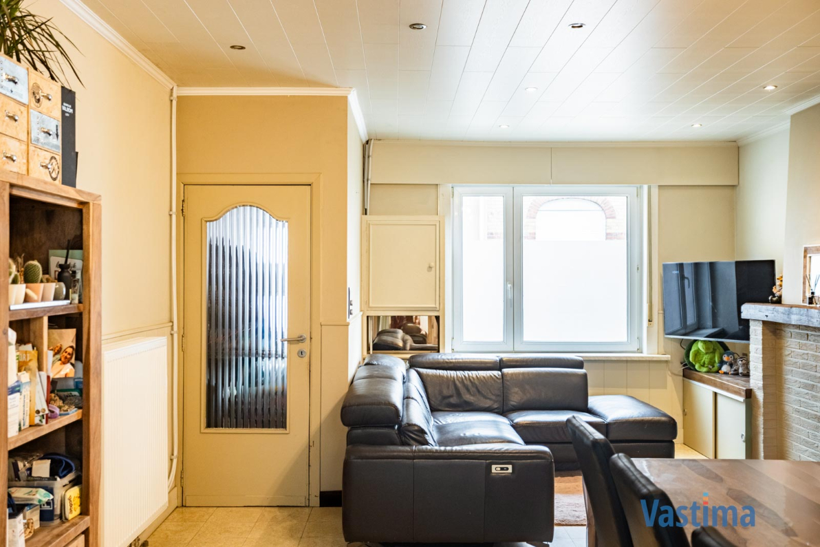 Immo Vastima - Huis Te koop Aalst - Energiezuinige gezinswoning met 3 slaapkamers, tuin en zonnepanelen