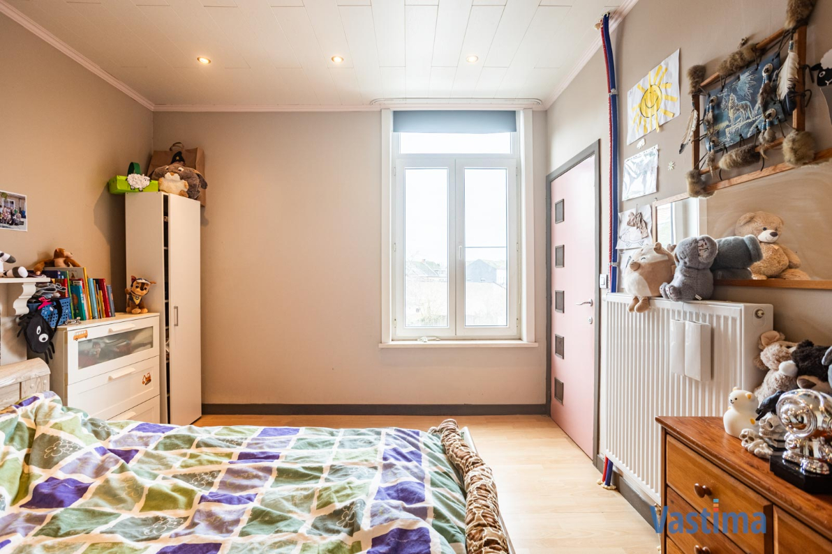 Immo Vastima - Huis Te koop Aalst - Energiezuinige gezinswoning met 3 slaapkamers, tuin en zonnepanelen