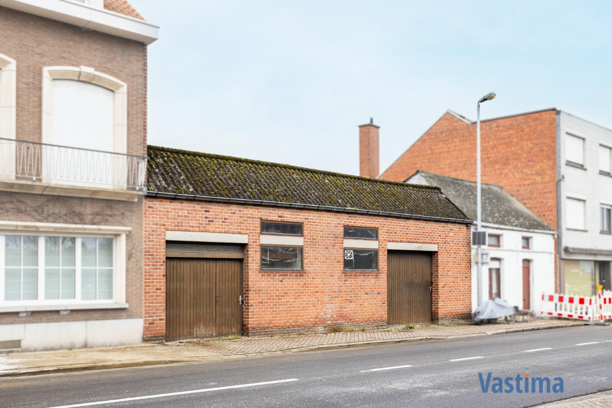 Immo Vastima - Huis Te koop Merchtem - Renovatieproject in centrum Merchtem