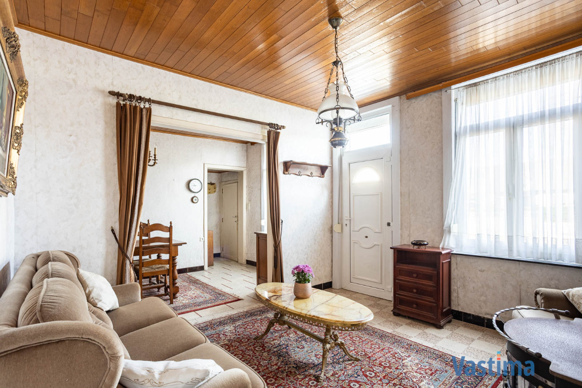 Immo Vastima - Huis Te koop Moorsel - Te renoveren woning met potentieel in Moorsel