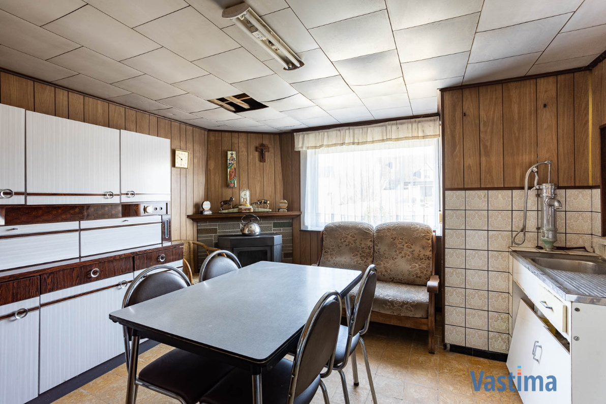 Immo Vastima - Huis Te koop Moorsel - Te renoveren woning met potentieel in Moorsel