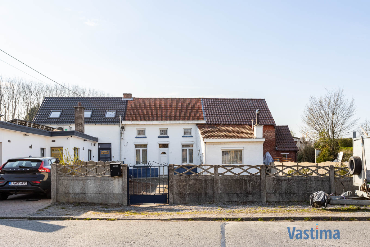 Immo Vastima - Huis Te koop Moorsel - Te renoveren woning met potentieel in Moorsel