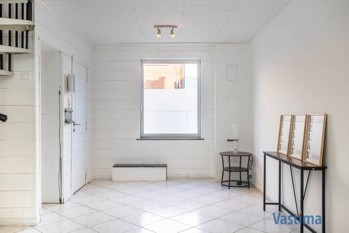 Immo Vastima - Huis Te koop Aalst - Lichtvolle starterswoning met zuid gerichte tuin