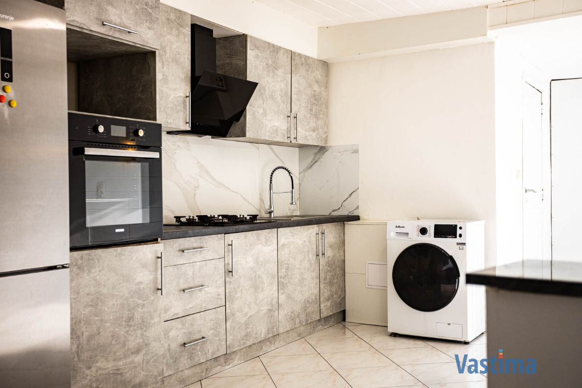 Immo Vastima - Huis Te koop Aalst - Lichtvolle starterswoning met zuid gerichte tuin