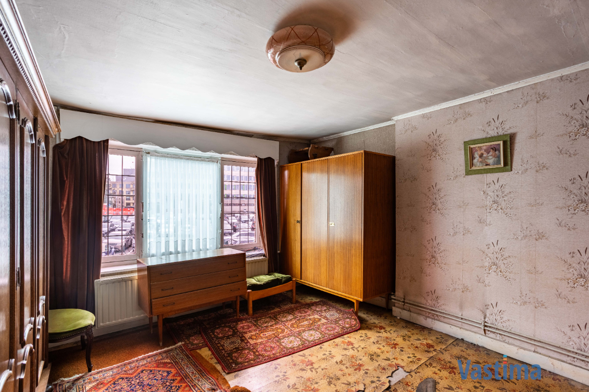 Immo Vastima - Huis Te koop Aalst - Te renoveren woning met tuin nabij OLV-Ziekenhuis