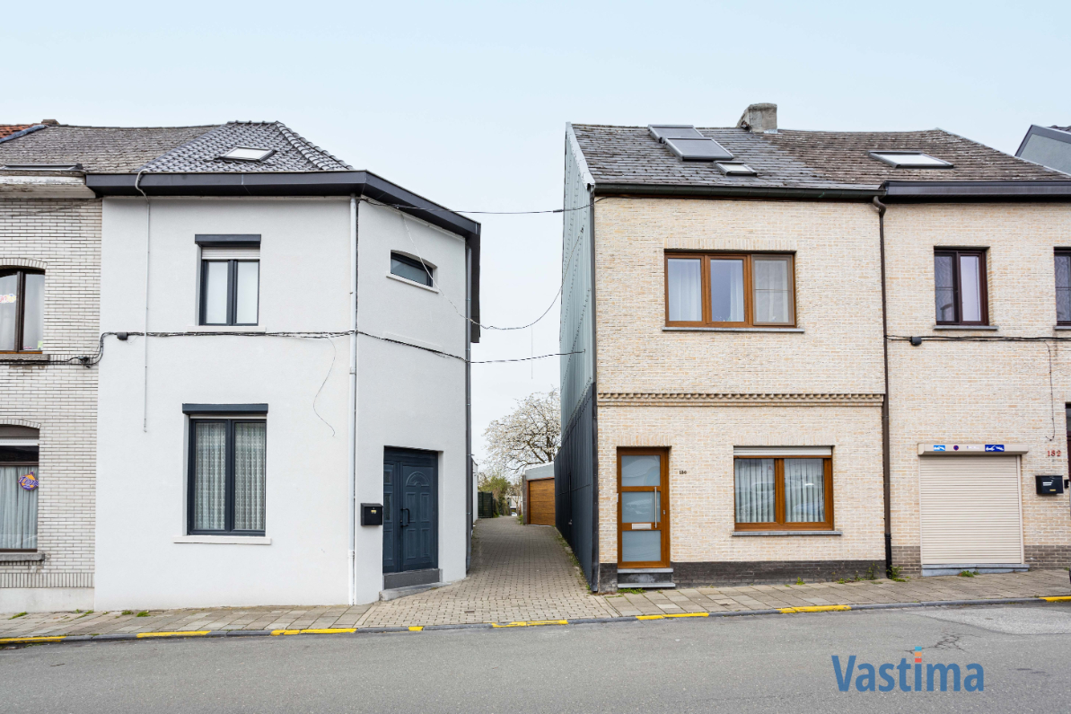 Immo Vastima - Huis Te koop Aalst - Te renoveren woning met tuin nabij OLV-Ziekenhuis