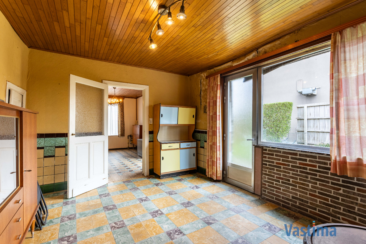 Immo Vastima - Huis Te koop Gijzegem - Halfopen woning met uitbreidingsmogelijkheden in hartje Gijzegem