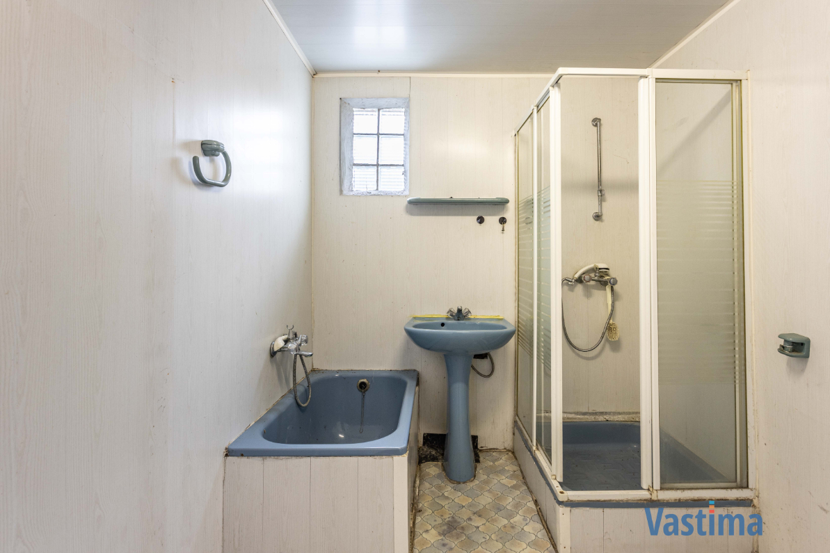 Immo Vastima - Huis Te koop Gijzegem - Halfopen woning met uitbreidingsmogelijkheden in hartje Gijzegem