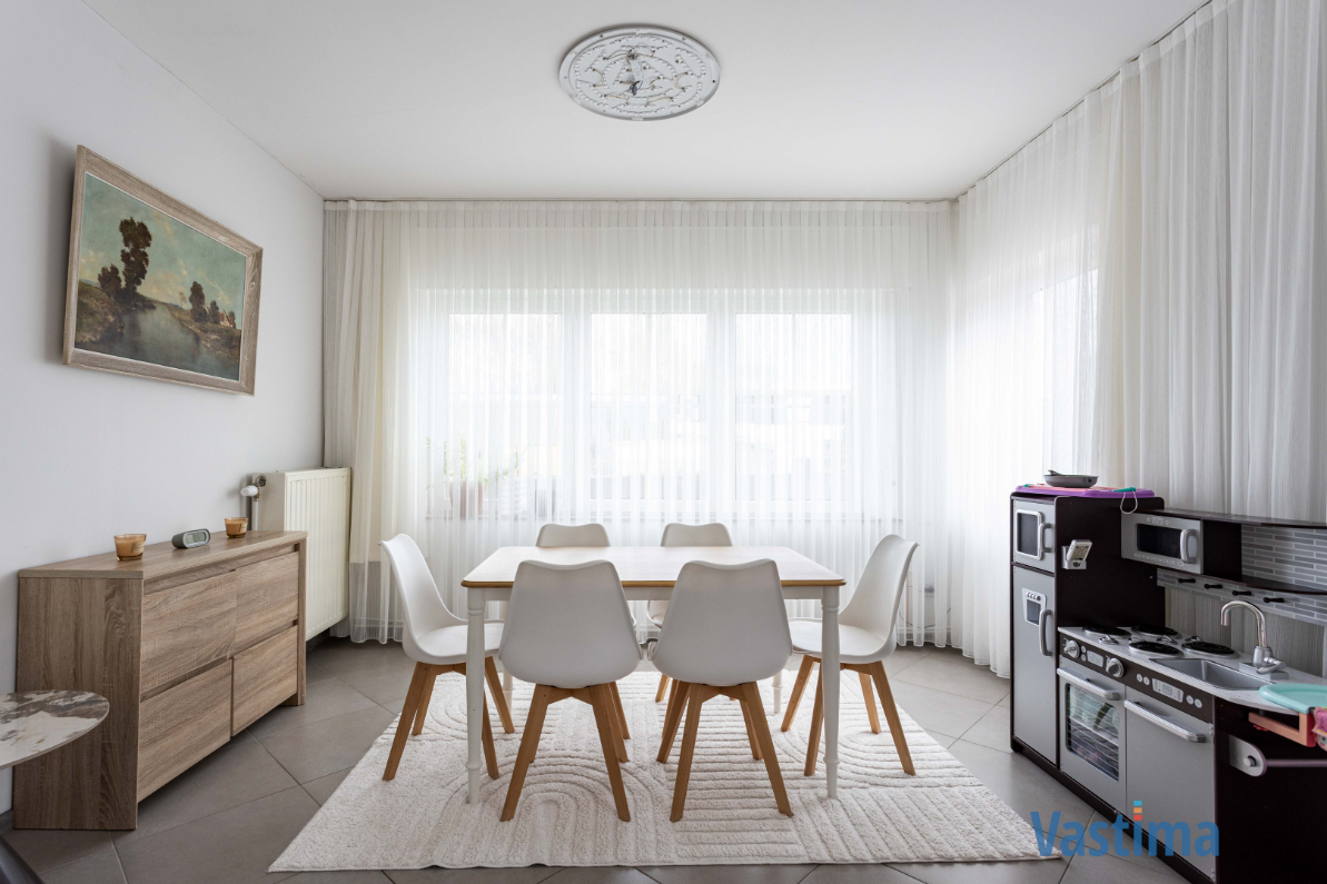 Immo Vastima - Huis Te koop Aalst - Rustige gelegen halfopen bebouwing met tuin