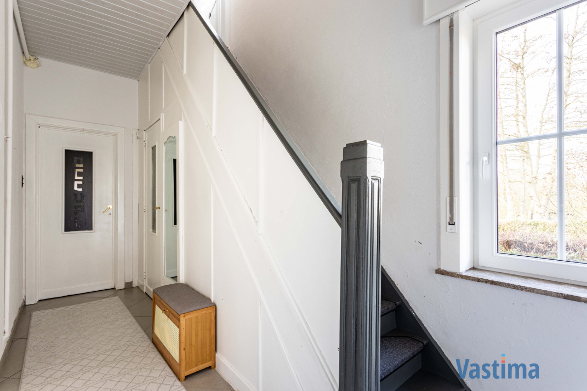 Immo Vastima - Huis Te koop Aalst - Rustige gelegen halfopen bebouwing met tuin