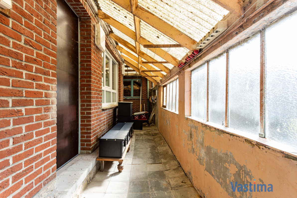 Immo Vastima - Huis Te koop Aalst - Rustige gelegen halfopen bebouwing met tuin