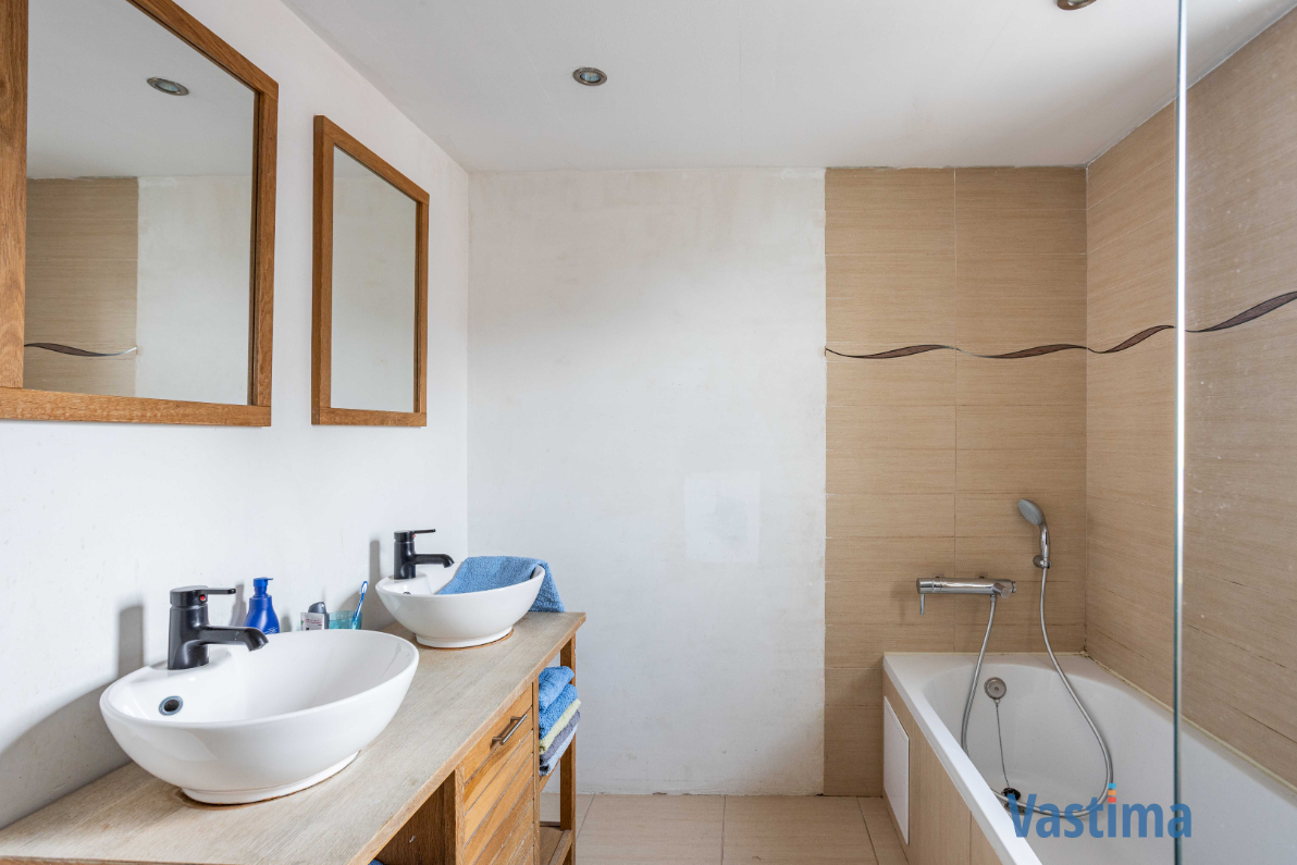 Immo Vastima - Huis Te koop Lede - Super energiezuinige instapklare gezinswoning met garage in rustige omgeving