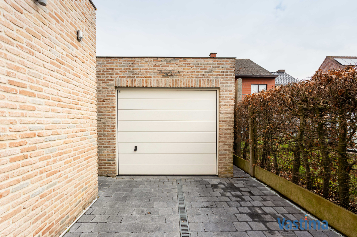 Immo Vastima - Huis Te koop Lede - Super energiezuinige instapklare gezinswoning met garage in rustige omgeving