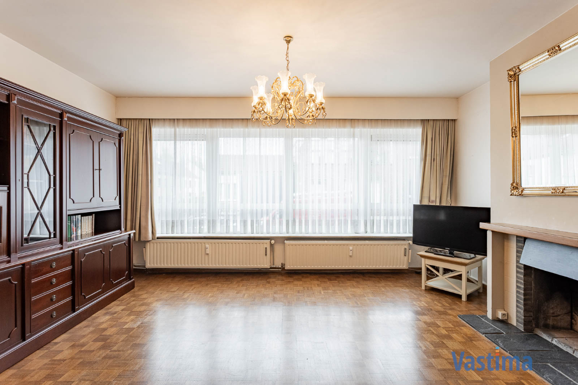 Immo Vastima - Appartement Te koop Aalst - Gelijkvloers appartement met 2 slaapkamers, ruim terras en staanplaats