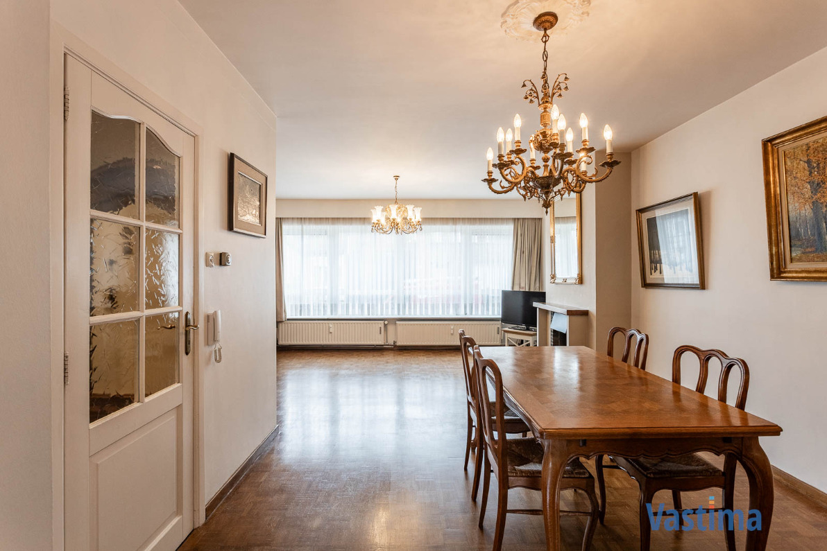 Immo Vastima - Appartement Te koop Aalst - Gelijkvloers appartement met 2 slaapkamers, ruim terras en staanplaats