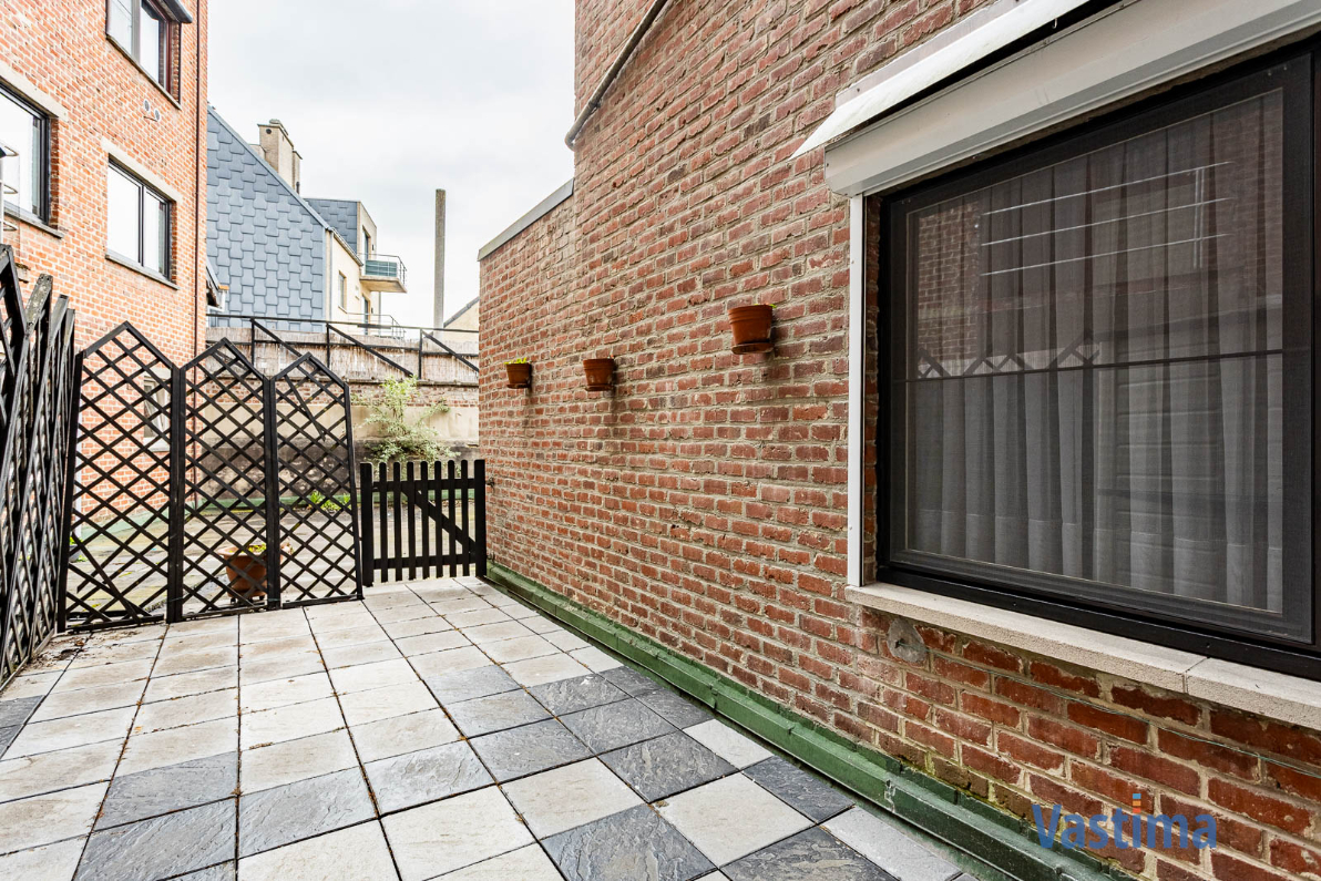 Immo Vastima - Appartement Te koop Aalst - Gelijkvloers appartement met 2 slaapkamers, ruim terras en staanplaats