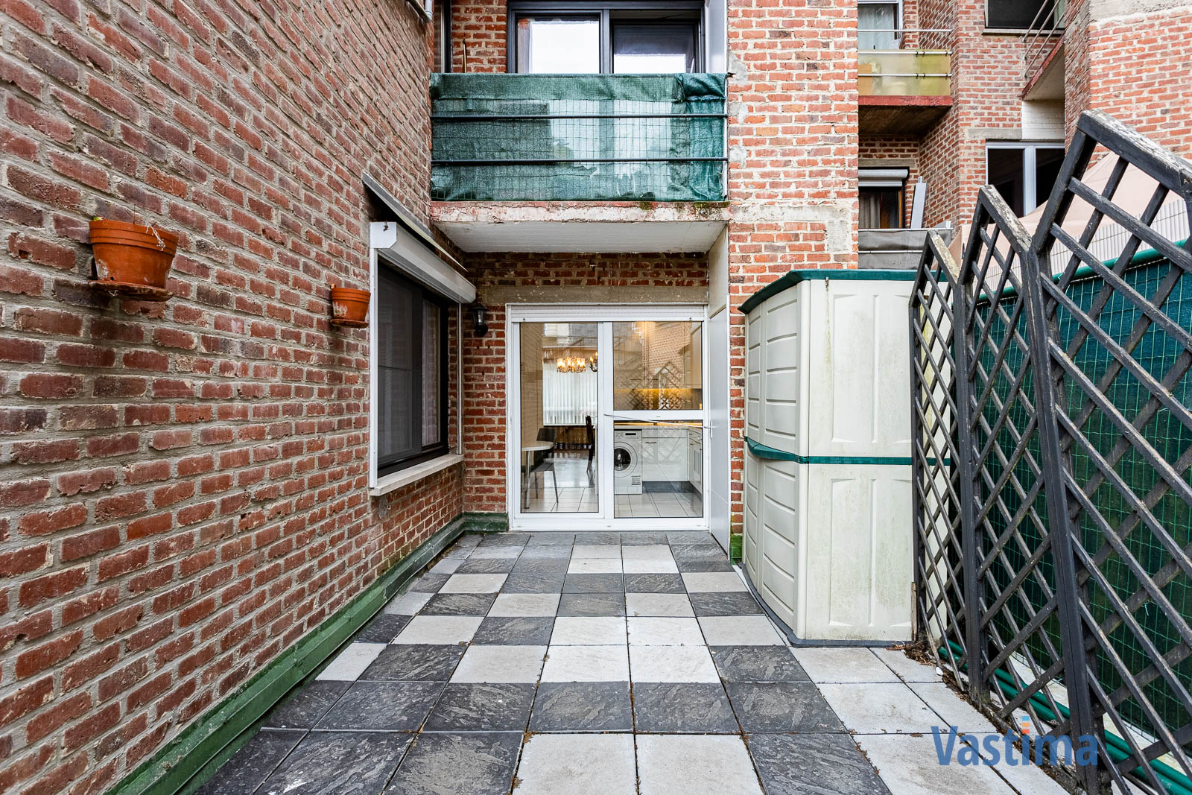 Immo Vastima - Appartement Te koop Aalst - Gelijkvloers appartement met 2 slaapkamers, ruim terras en staanplaats