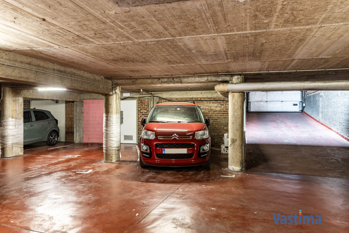 Immo Vastima - Appartement Te koop Aalst - Gelijkvloers appartement met 2 slaapkamers, ruim terras en staanplaats