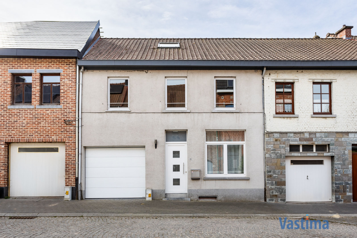 Immo Vastima - Huis Te huur Roosdaal - Charmante huurwoning met 2-3 slaapkamers, buitenruimte en garage