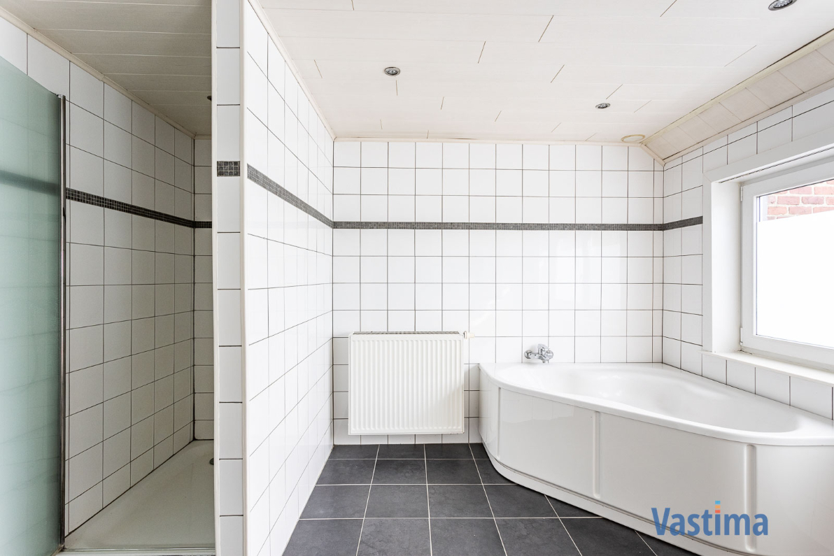 Immo Vastima - Huis Te huur Roosdaal - Charmante huurwoning met 2-3 slaapkamers, buitenruimte en garage