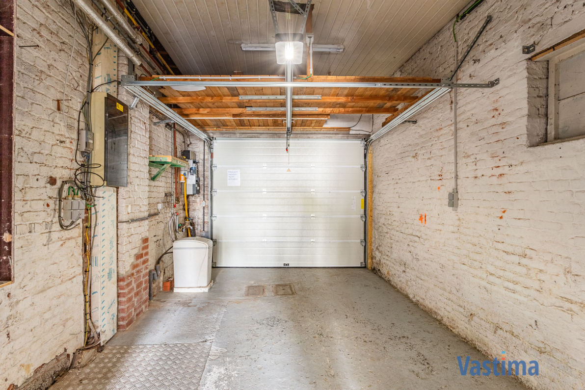 Immo Vastima - Huis Te huur Roosdaal - Charmante huurwoning met 2-3 slaapkamers, buitenruimte en garage