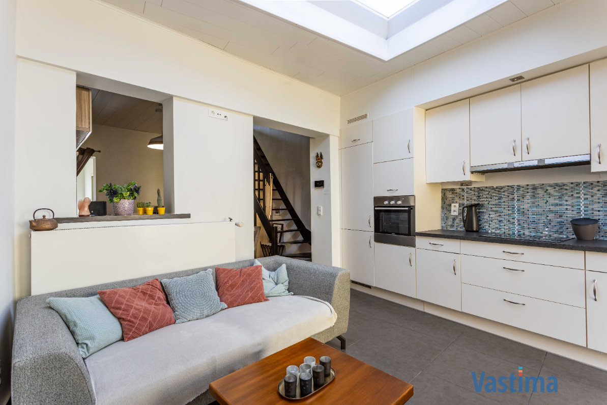 Immo Vastima - Huis Te koop Erembodegem - Energiezuinige en instapklare starterswoning met 2 slaapkamers in hartje Erembodegem