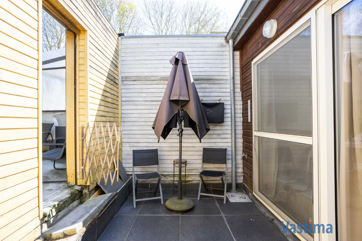 Immo Vastima - Huis Te koop Erembodegem - Energiezuinige en instapklare starterswoning met 2 slaapkamers in hartje Erembodegem