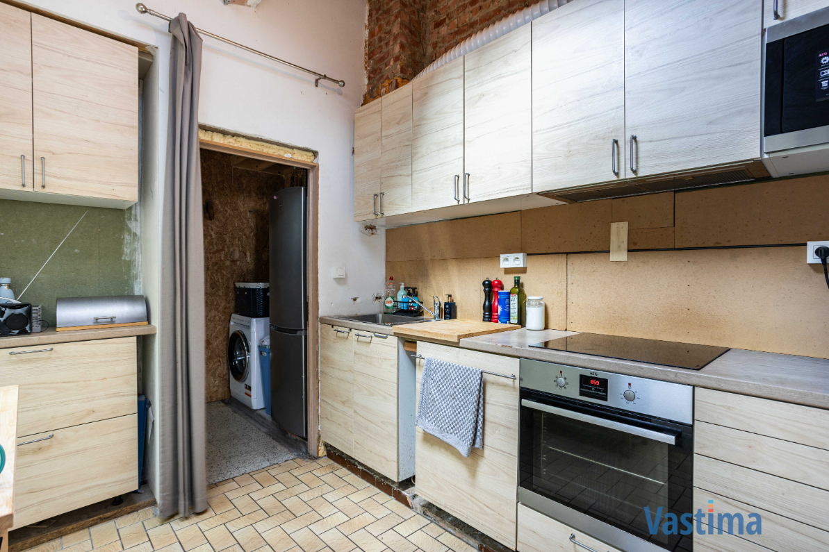 Immo Vastima - Huis Te koop Aalst - Gezinswoning met potentieel nabij het centrum van Aalst