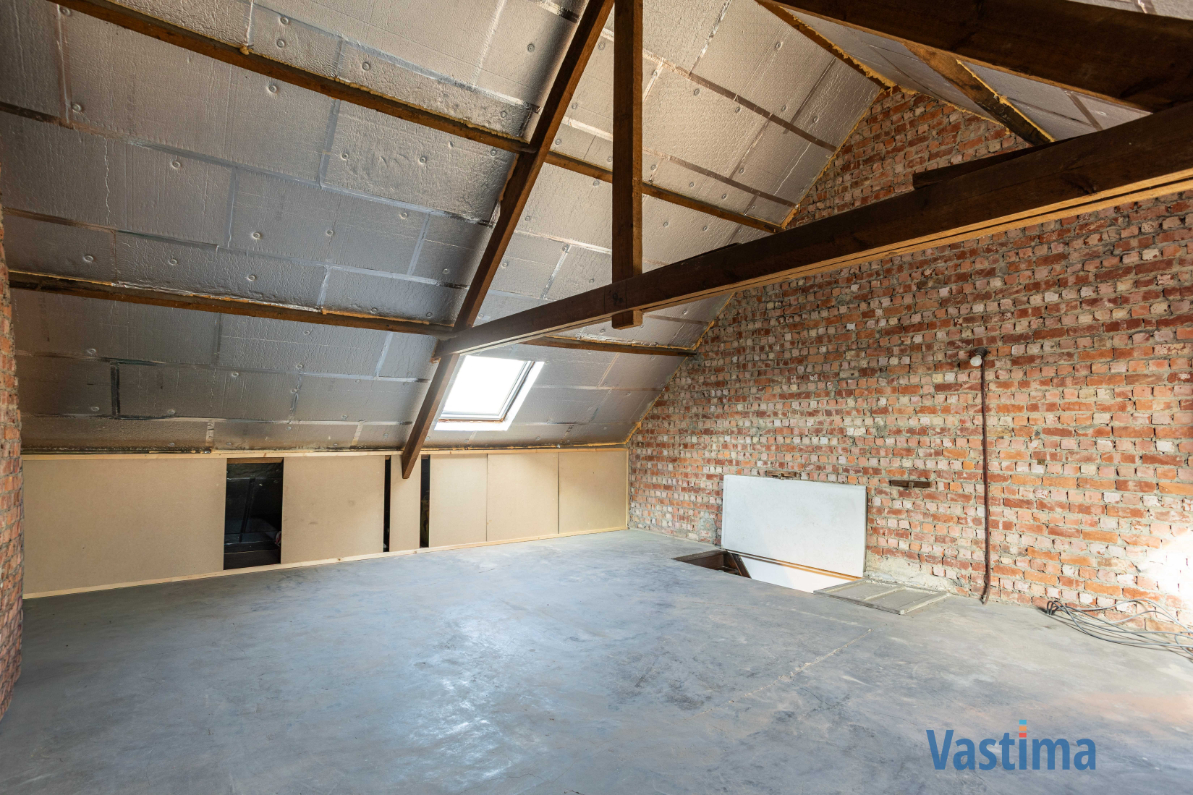 Immo Vastima - Huis Te koop Aalst - Gezinswoning met potentieel nabij het centrum van Aalst