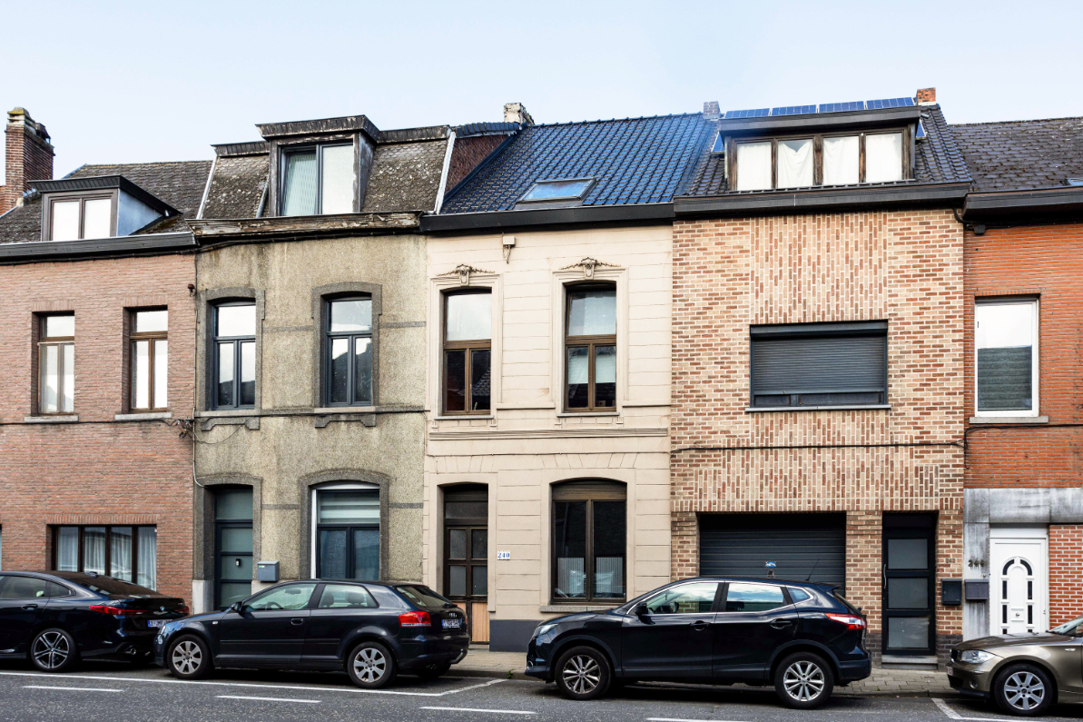 Immo Vastima - Huis Te huur Aalst - Rijwoning  met 4 slaapkamers en mooie tuin