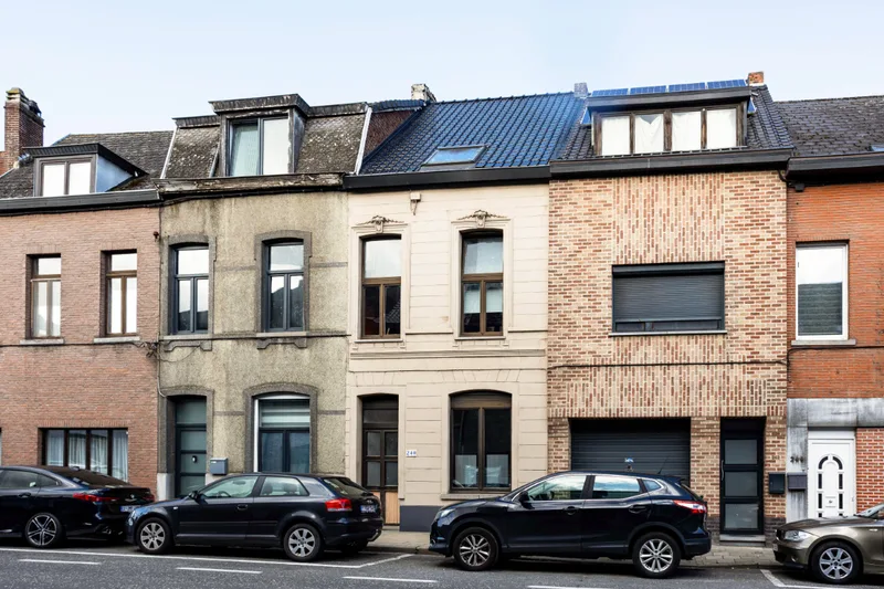 Immo Vastima - Huis Verhuurd Aalst - Rijwoning  met 4 slaapkamers en mooie tuin