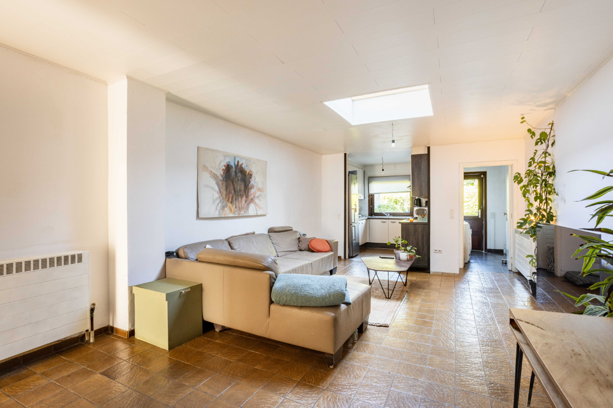 Immo Vastima - Huis Te huur Aalst - Rijwoning  met 4 slaapkamers en mooie tuin