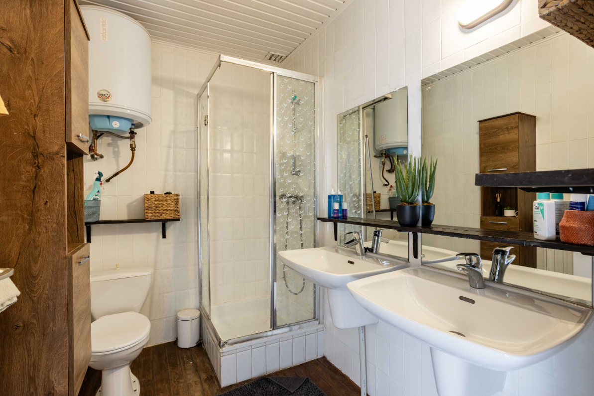Immo Vastima - Huis Te huur Aalst - Rijwoning  met 4 slaapkamers en mooie tuin