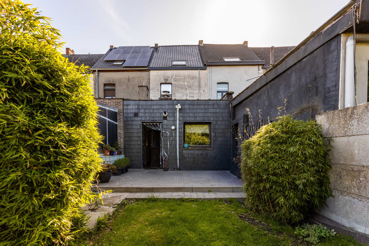 Immo Vastima - Huis Te huur Aalst - Rijwoning  met 4 slaapkamers en mooie tuin