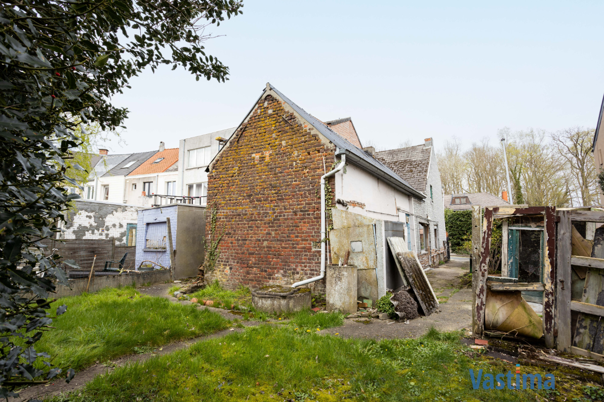 Immo Vastima - Huis Te koop Gijzegem - Halfopen woning met uitbreidingsmogelijkheden in hartje Gijzegem