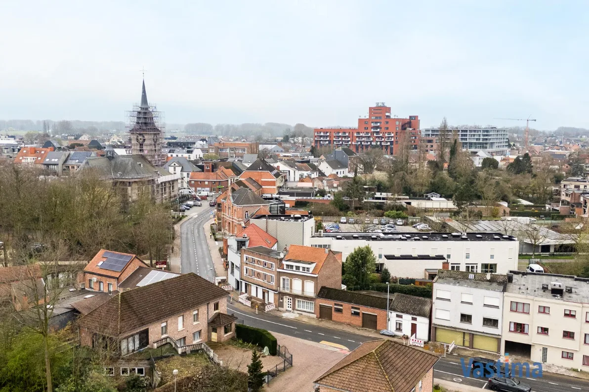 Immo Vastima - Huis Te koop Merchtem - Renovatieproject in centrum Merchtem