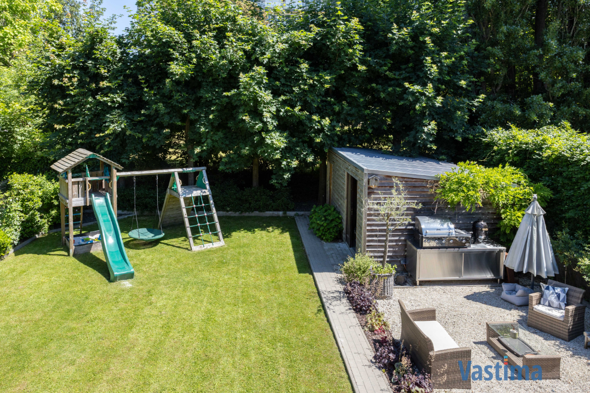 Immo Vastima - Huis Te koop Aalst - Instapklare gezinswoning met tuin, garage en rustige topligging nabij centrum Aalst