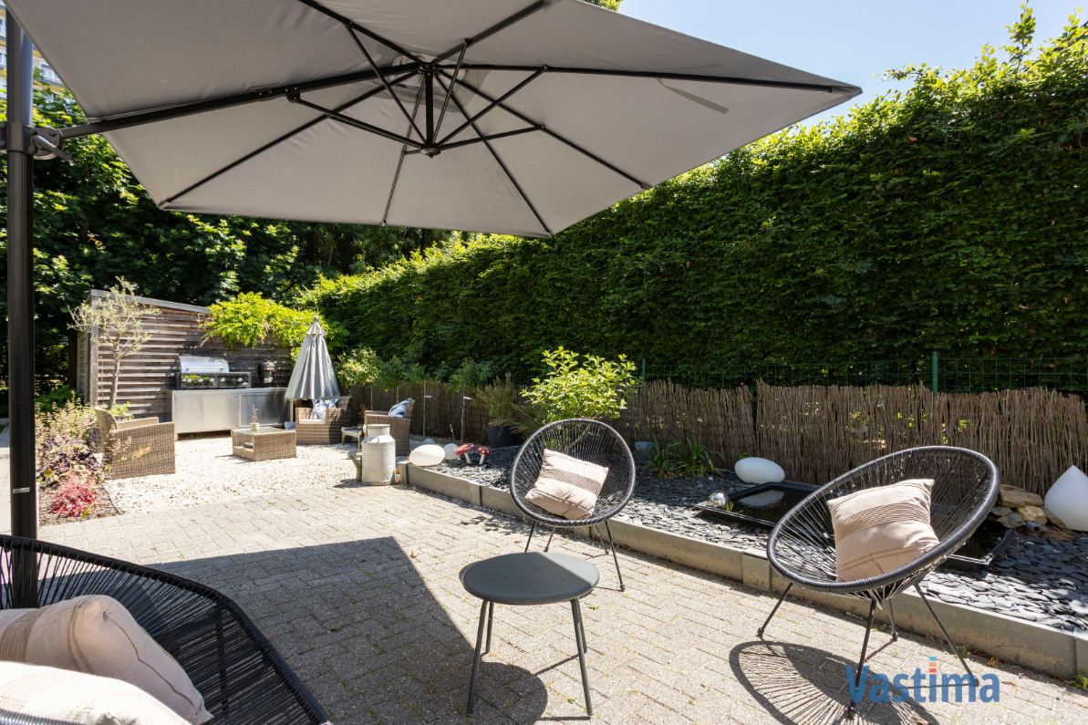 Immo Vastima - Huis Te koop Aalst - Instapklare gezinswoning met tuin, garage en rustige topligging nabij centrum Aalst