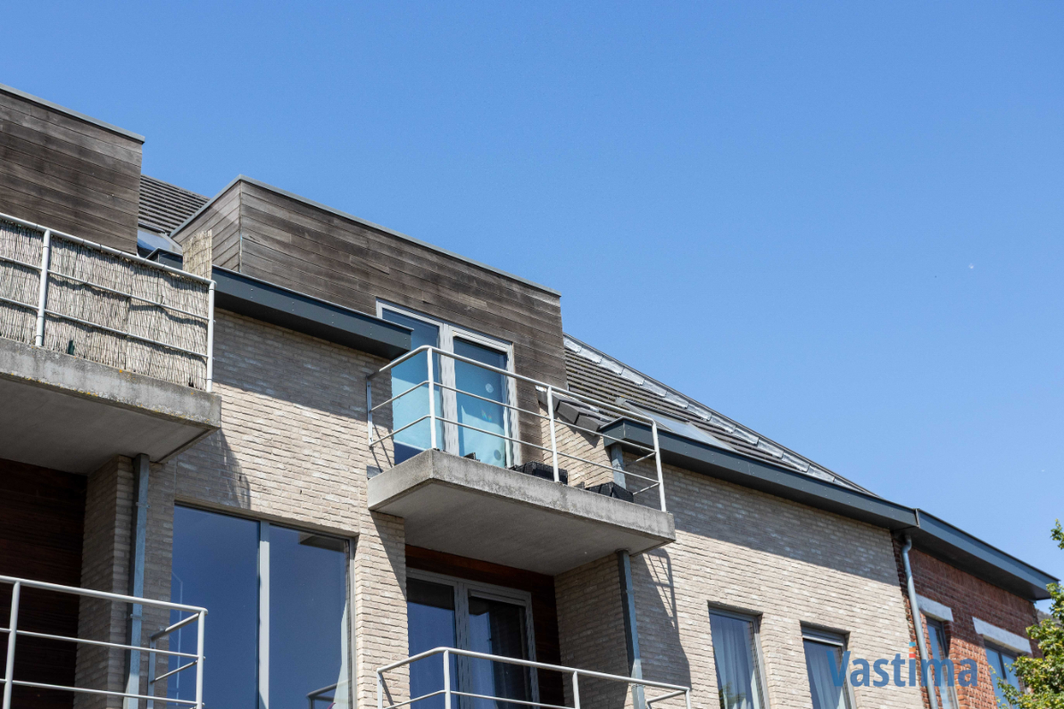 Immo Vastima - Appartement Te koop Aalst - Lichtrijk appartement met 2 terrassen, staanplaats en extra zolderruimte
