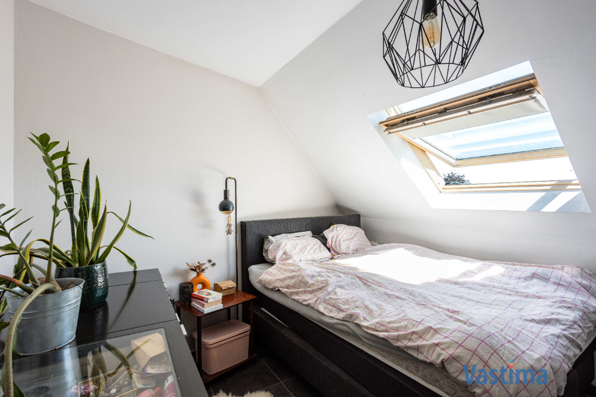 Immo Vastima - Appartement Te koop Aalst - Lichtrijk appartement met 2 terrassen, staanplaats en extra zolderruimte