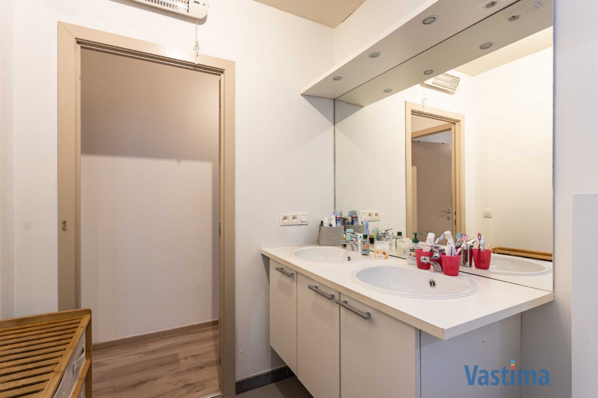 Immo Vastima - Appartement Te huur Erembodegem - Appartement met 2 slaapkamers en parking aan de oevers van de Dender