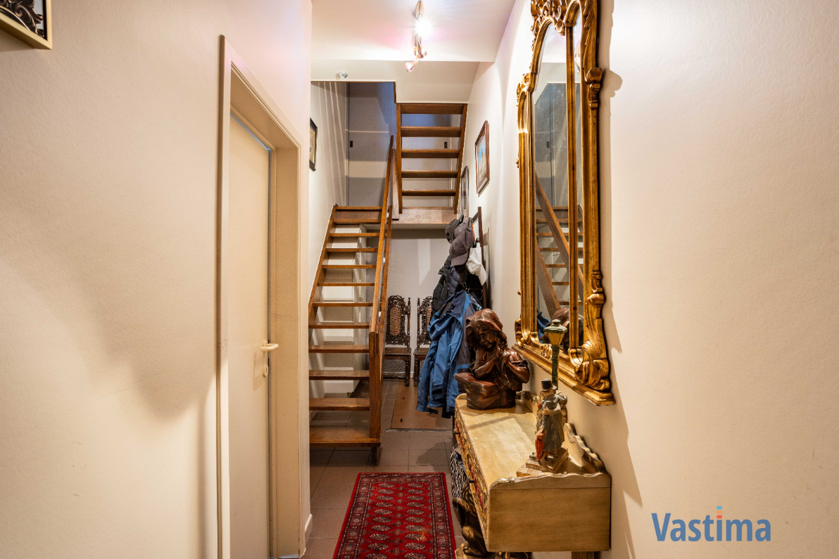Immo Vastima - Commercieel Te koop Asse - Handelspand met woonst centrum Asse