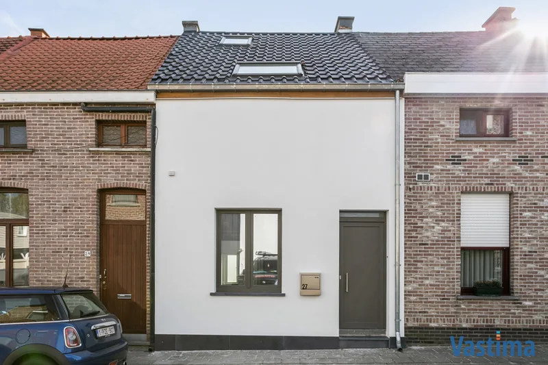 Immo Vastima - Huis Verhuurd Aalst - Gerenoveerde woning met 1 slaapkamer, 2 hobbyruimtes en ruim terras